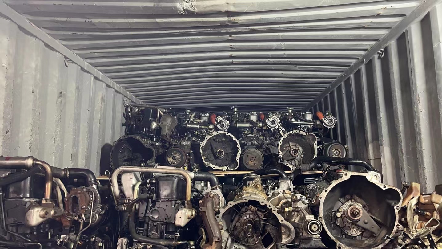 Cummins, Isuzu, Nissan, Toyota used engine ship from Bangnisen 