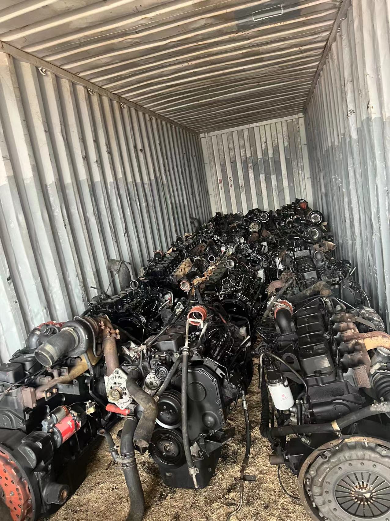 Bangnisen shipped out Cummins engine in March!