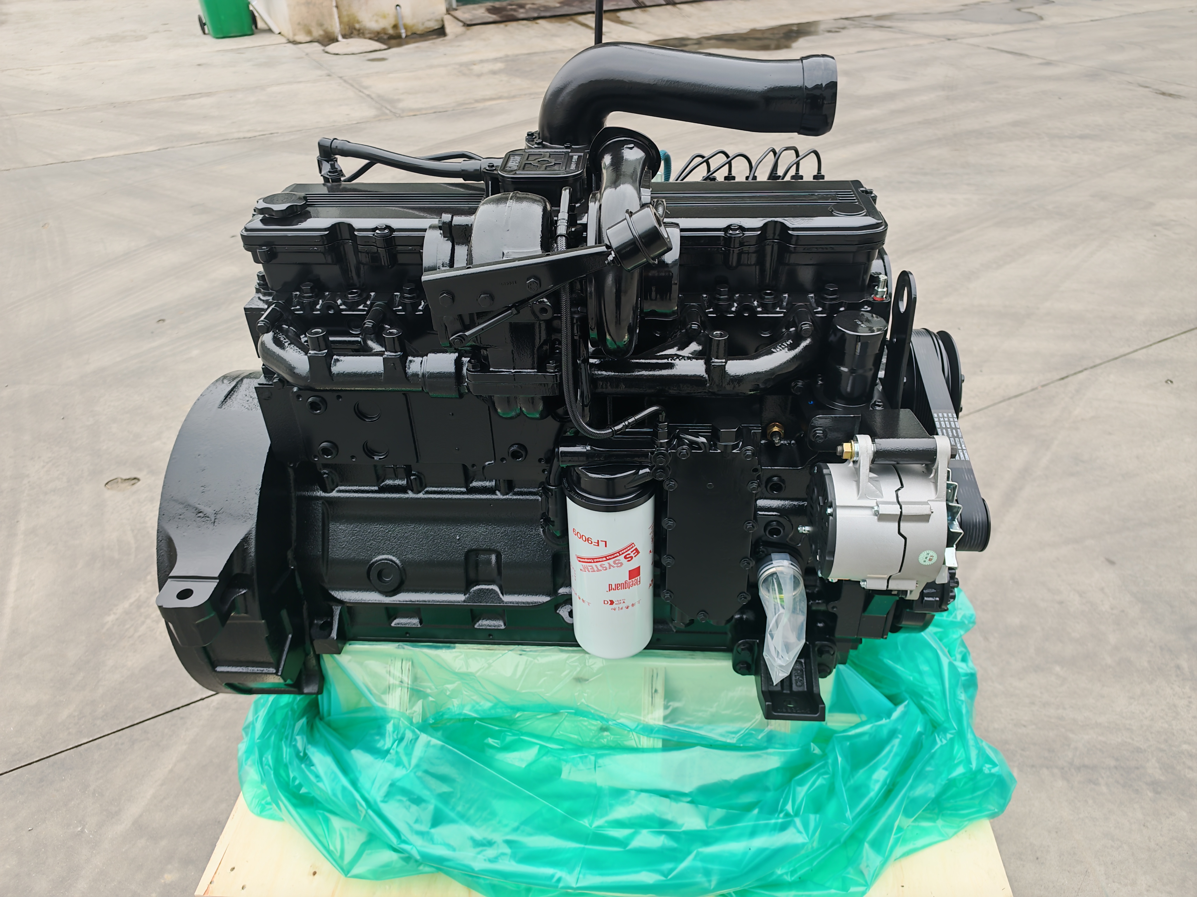 Remanufactured 400HP ISL8.9 Turbo Diesel 6LT Engine for CUMMINS Truck