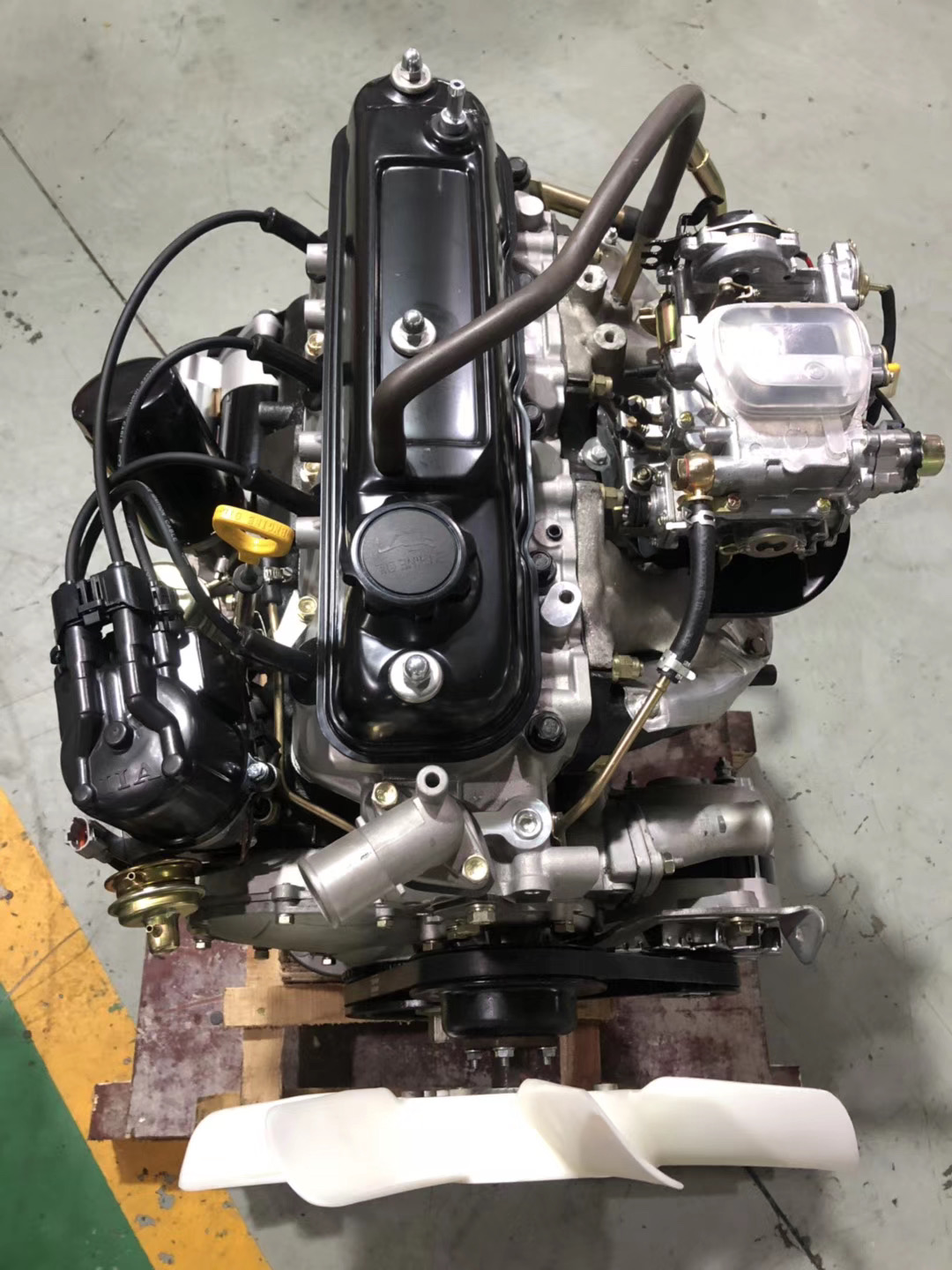 Motor de gasolina de TOYOTA 4 cilindros 2.2L 4Y para HIACE HILUX(图3)