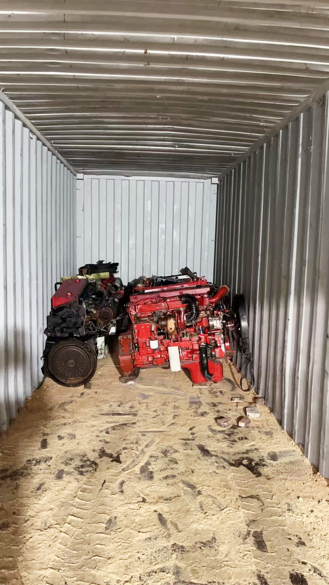 Original M11 QSM 11 ISM 11 Complete Engine Assembly Loading Shipment (图1)