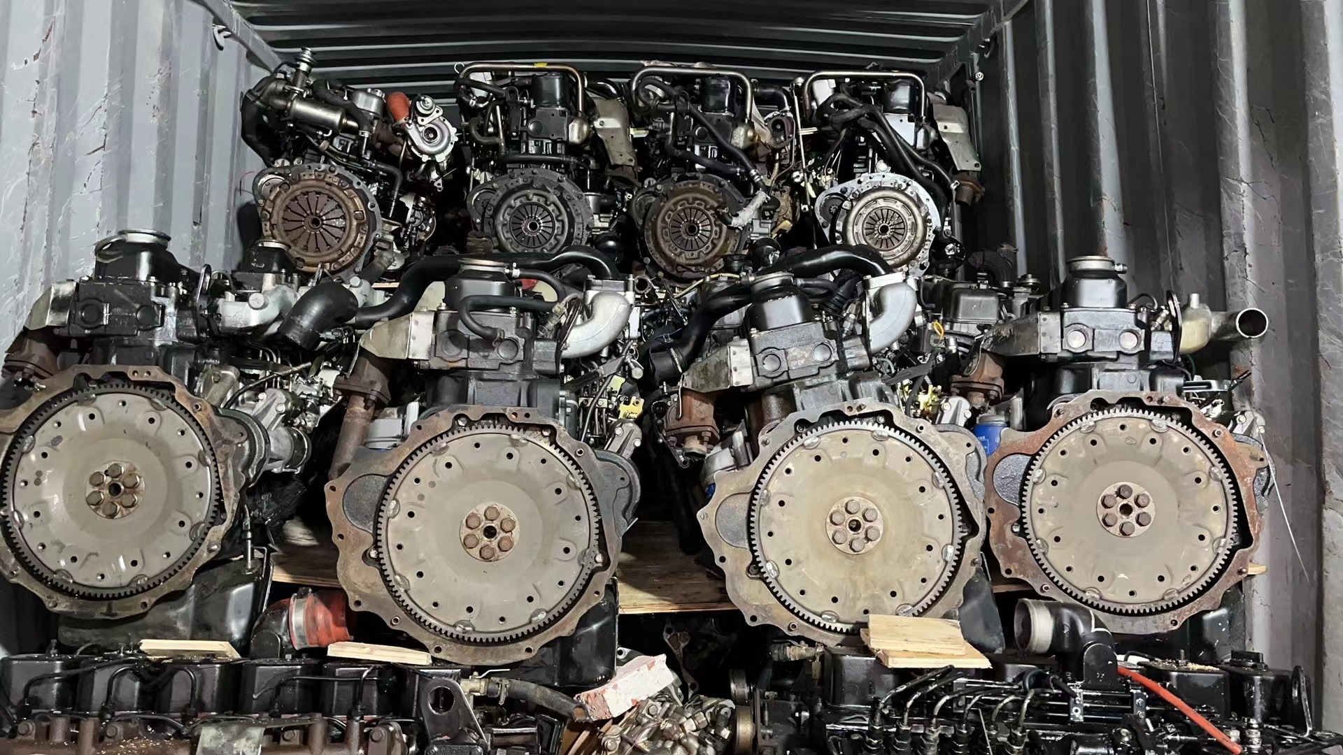 Cummins, Isuzu, Nissan, Toyota used engine ship from Bangnisen (图5)
