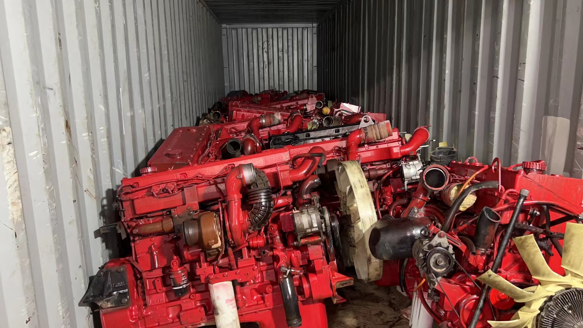 Bangnisen load new Cummins shipment today!(图4)
