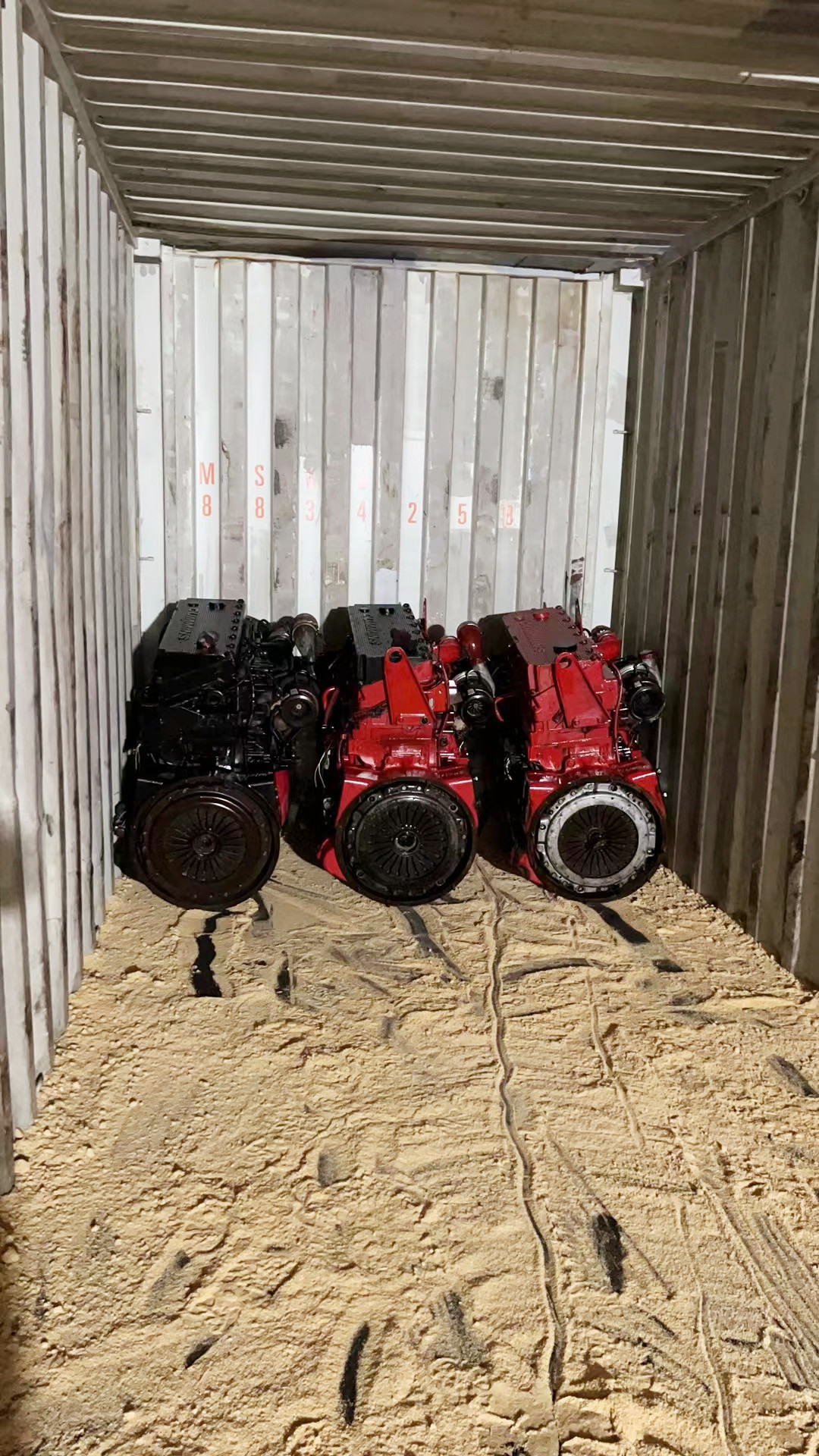 Bangnisen load Cummins engines to Mexico on April(图1)