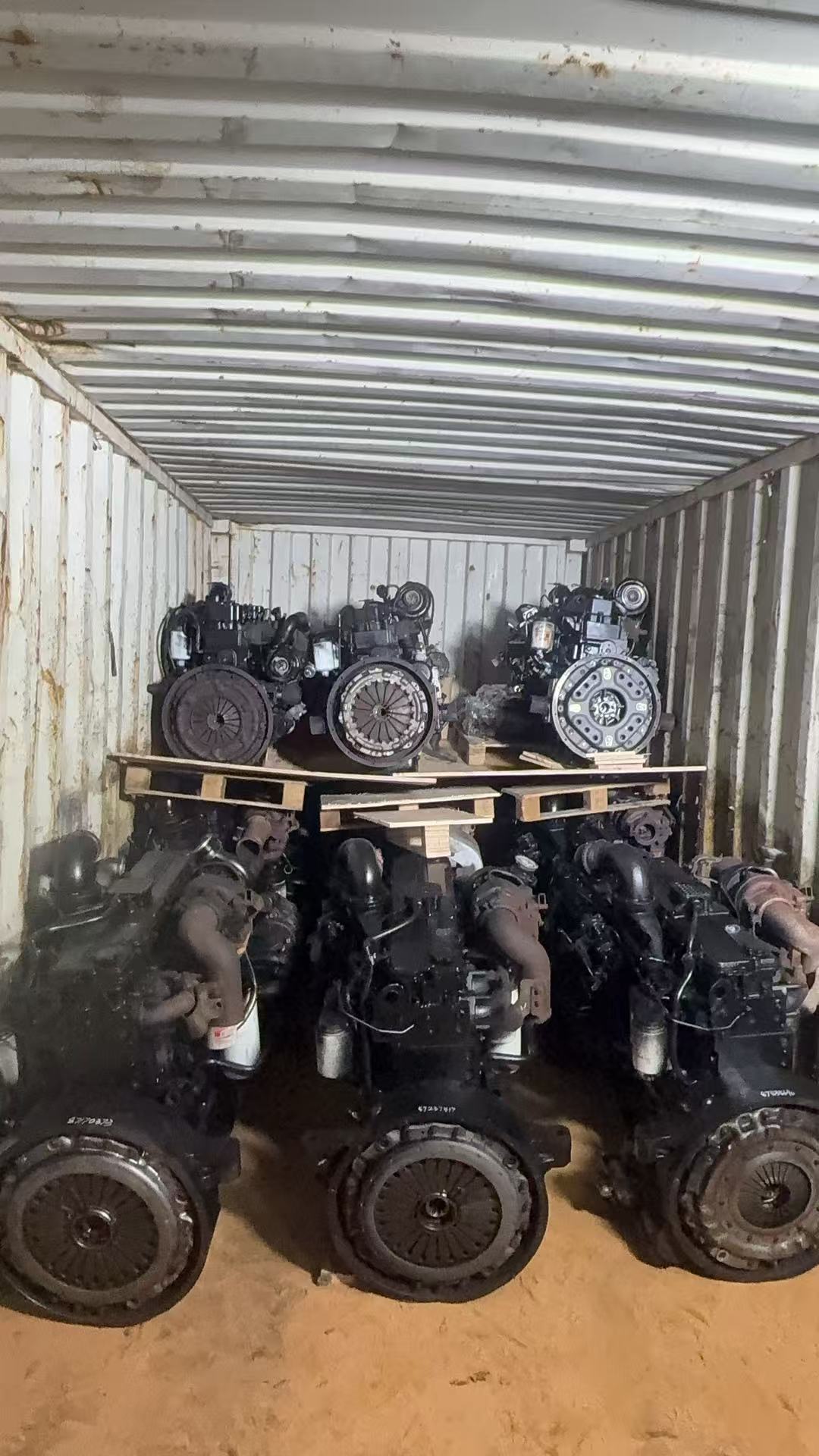  Mixed Shipment to Guatemala! Used 6BT/4BT Engines + New Turbos Loaded in 20HQ Container(图2)