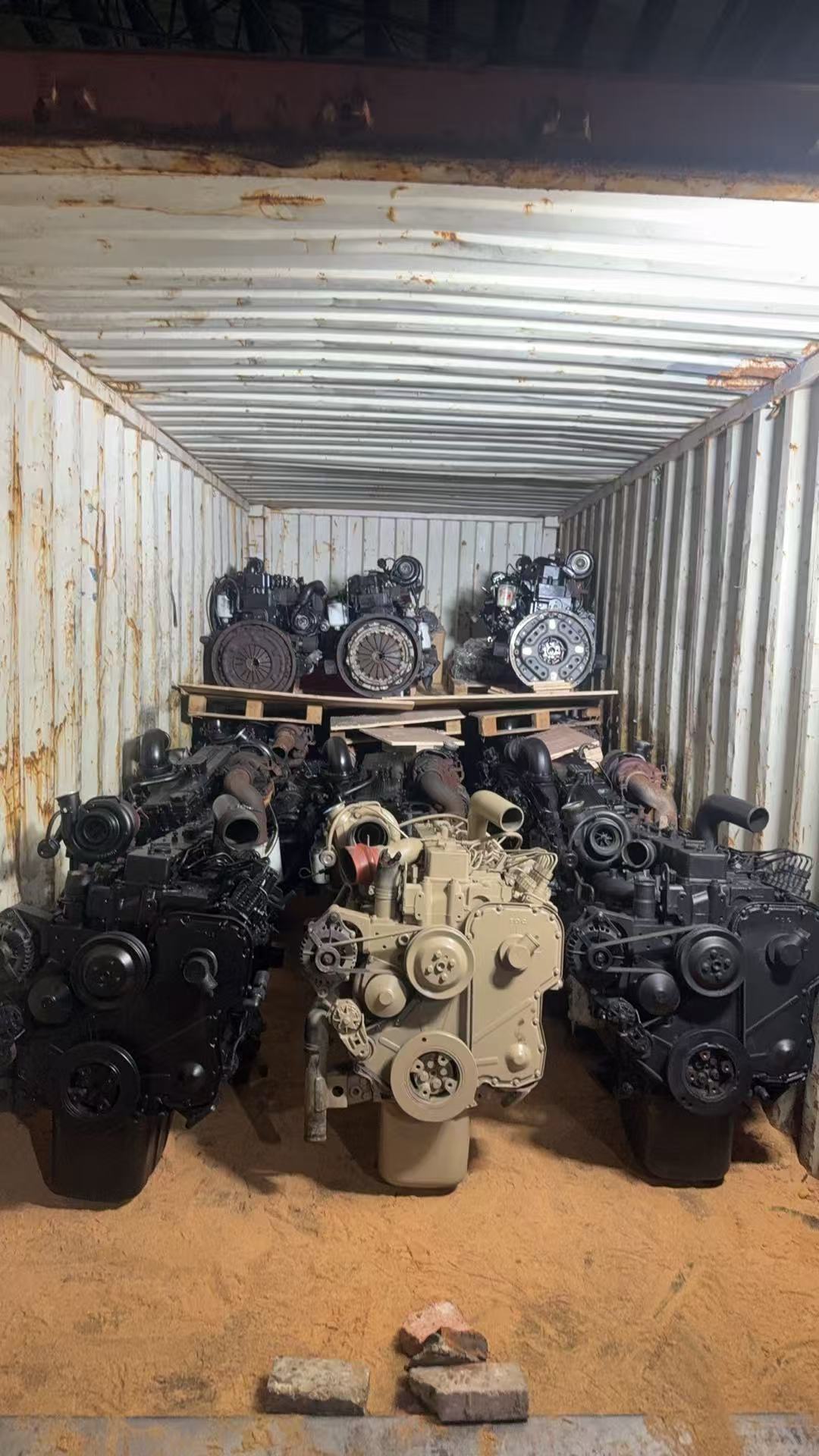 ¡Envío Combinado a Guatemala! Motores Usados 6BT/4BT + Turbos Nuevos en Contenedor 20HQ(图3) ¡Envío Combinado a Guatemala! Motores Usados 6BT/4BT + Turbos Nuevos en Contenedor 20HQ(图3)