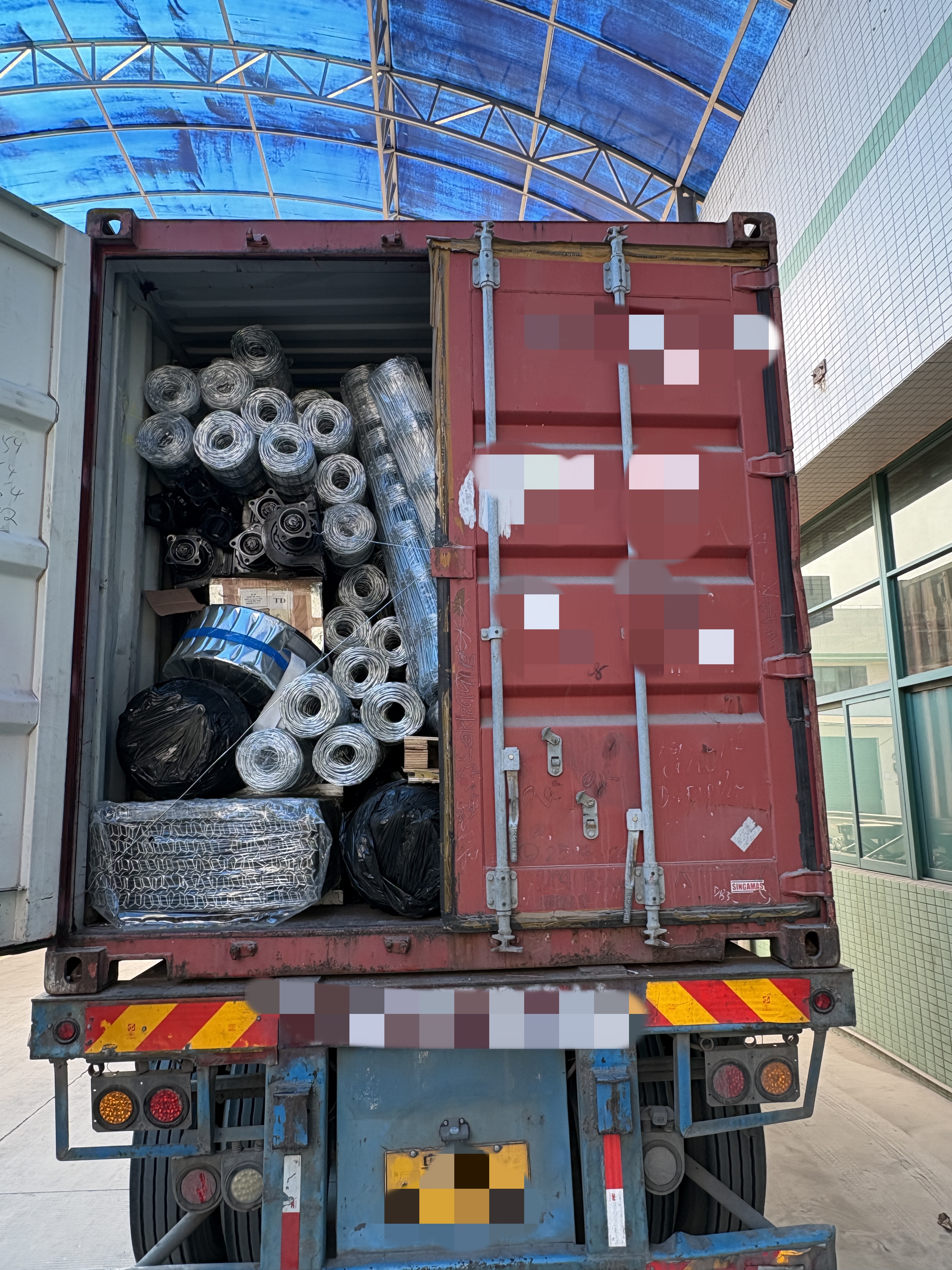 Truck Parts Shipped to Fiji in 40HQ Container(图4)